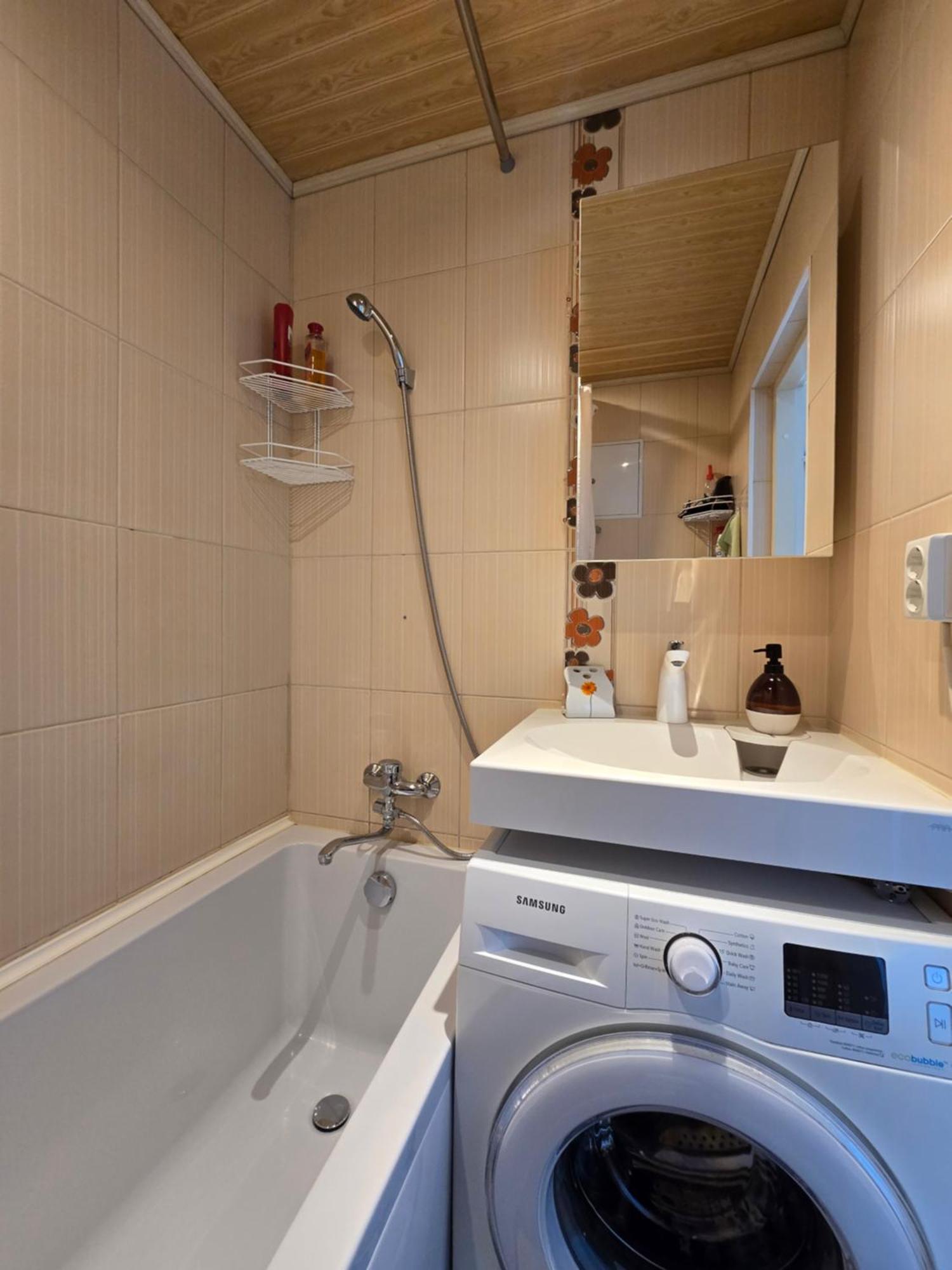 Hero Avenue Apartment Narva Eksteriør bilde